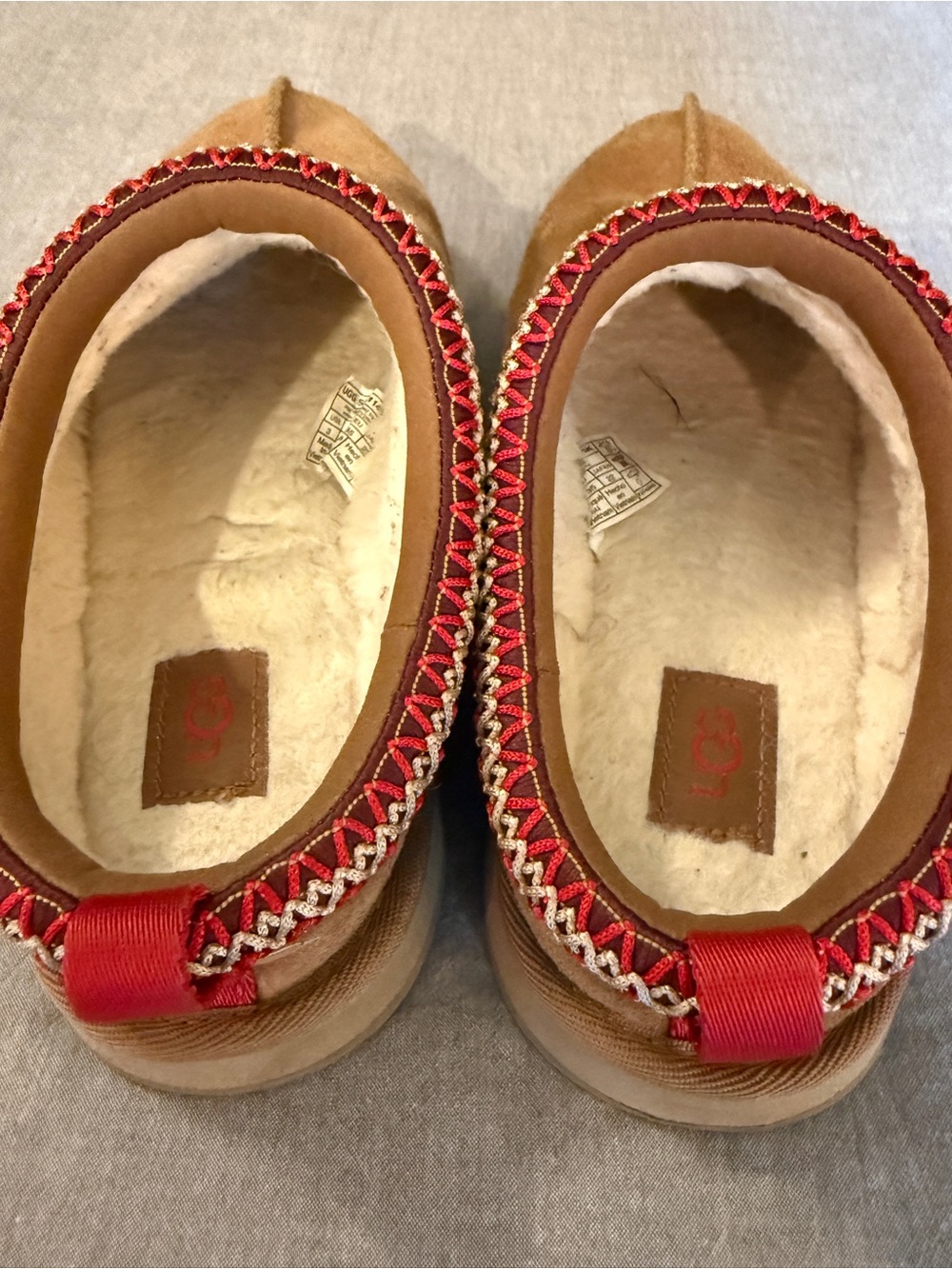 UGG Kids 3 Tasman Tazz
Chestnut Suede Slip-On Slippers with Red Trim - Picture 3 of 5